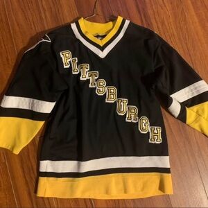 Vintage Pittsburg Penguins jersey youth S/M